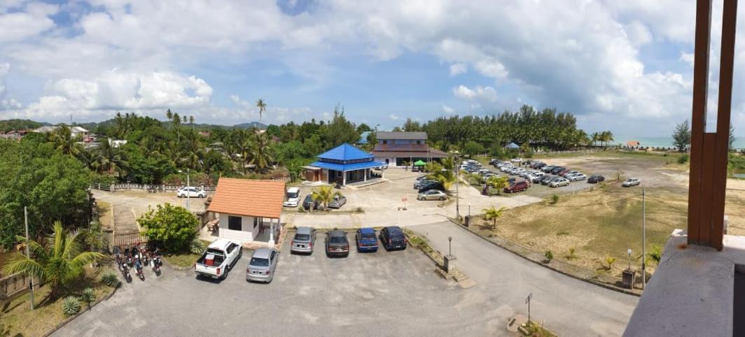 Kanza Beach Inn Marang Exteriör bild