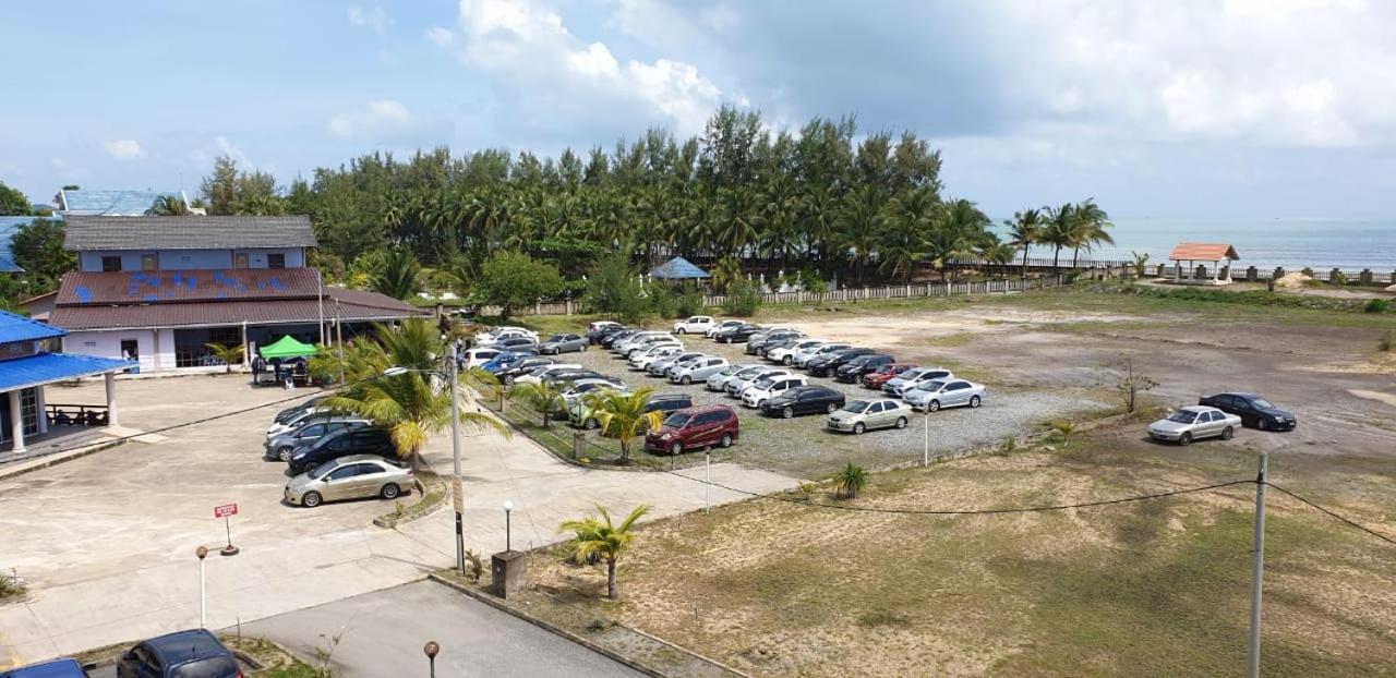 Kanza Beach Inn Marang Exteriör bild