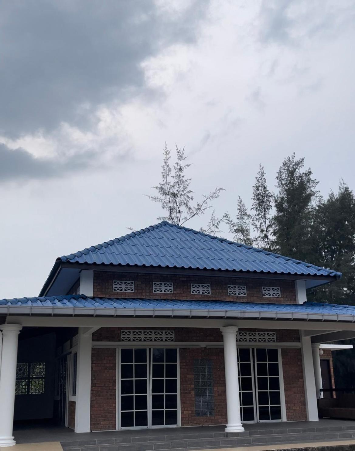 Kanza Beach Inn Marang Exteriör bild